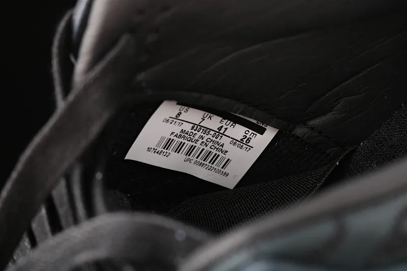 All categories Air Jordan Jordan series basketball shoes Air Jordan 4 Pure original Kaws x Air Jordan 4 Black AJ4 black suede luminous limited edition 930155-001